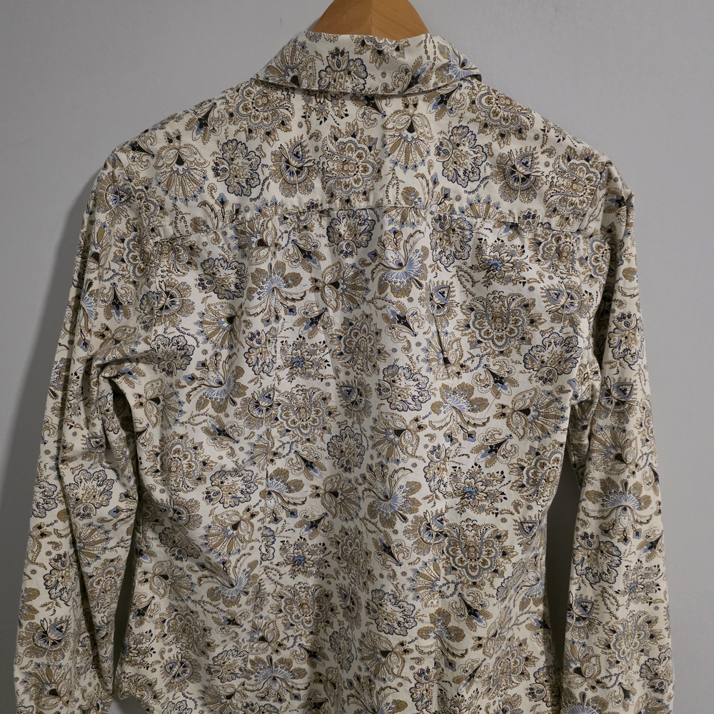 ✨ CWC Floral Button-Up Blouse – Size Large ✨ - Picture 7 of 10